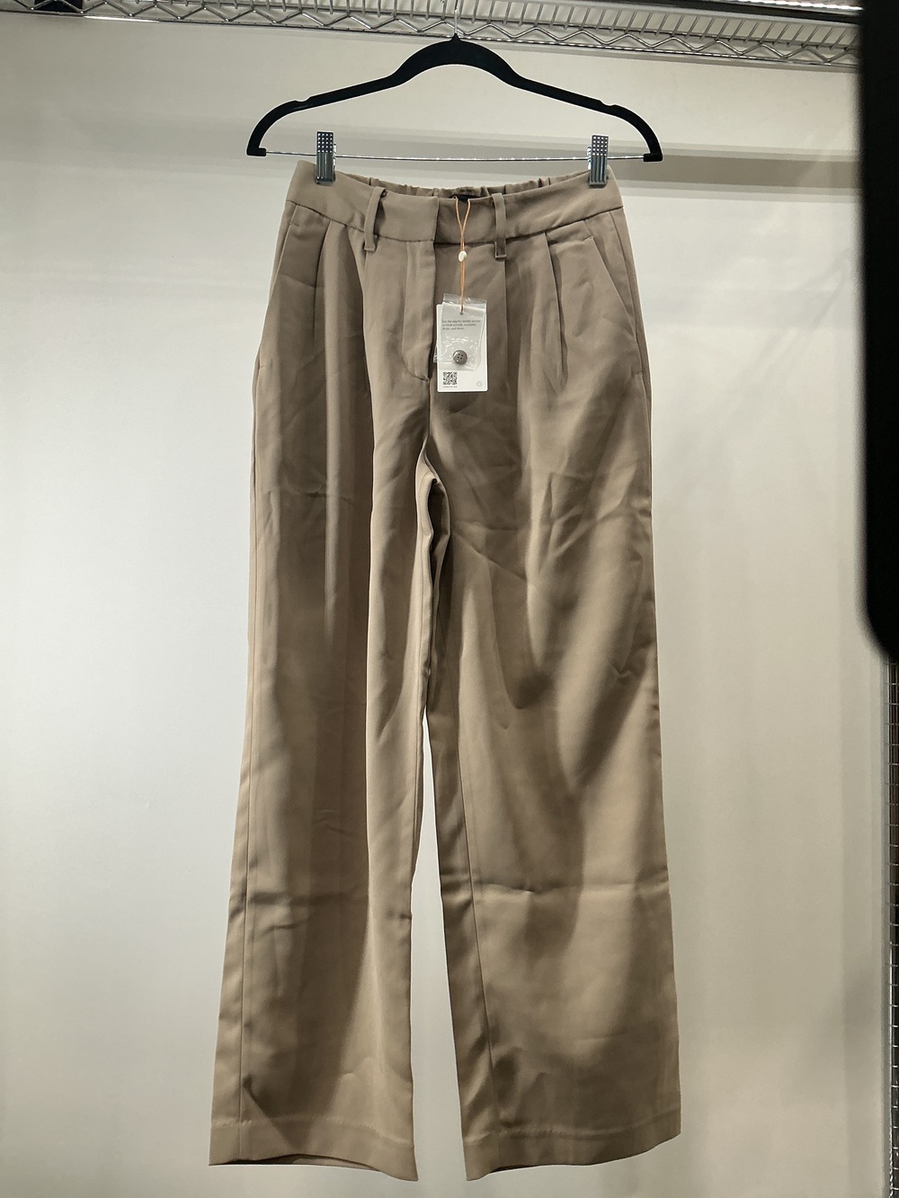 Stretch Crepe Pleated Wide Leg Pants - 28"